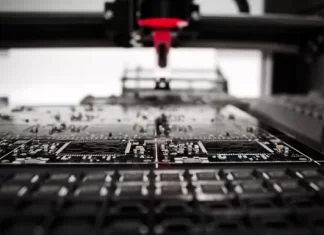 Ce este producătorul de echipamente originale (OEM): Tot ce trebuie să știți